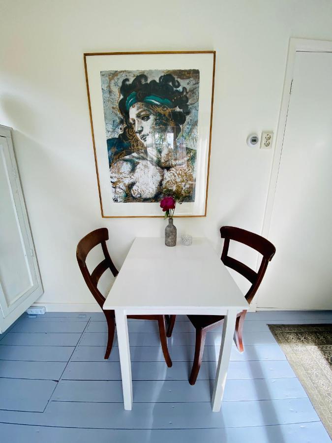 Tiny House De Oude Berg Vila Bergen Exterior foto